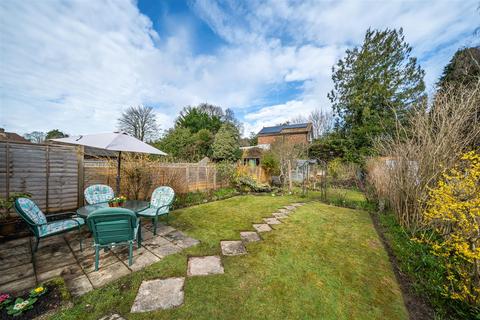 21 Border Road, Haslemere, GU27 1PG