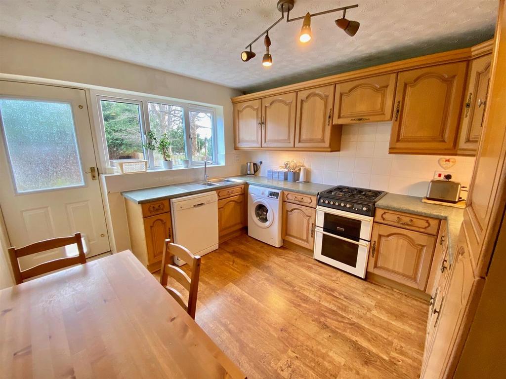 Bramleys Estate Agents - Dalton - Carr Green Lane