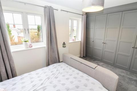 3 bedroom semi-detached house for sale, Cygnet Close, Whittington, Oswestry