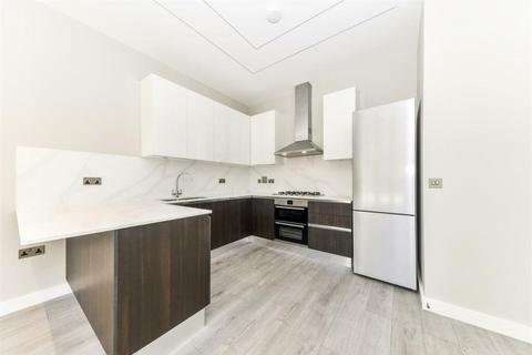 3 bedroom apartment to rent, The Ridgeway, London, NW11