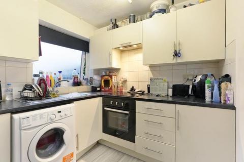 Flat 3, Cherry Court New Road, Mitcham, CR4 4JN
