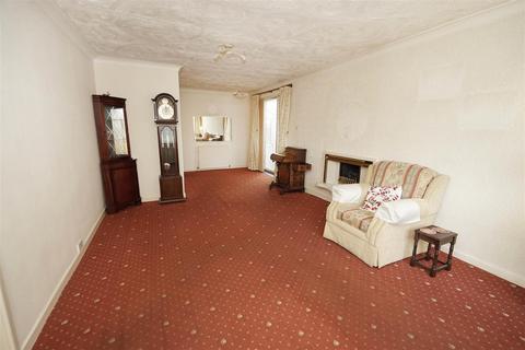 2 bedroom detached bungalow for sale - Longridge Crescent, Smithills, Bolton