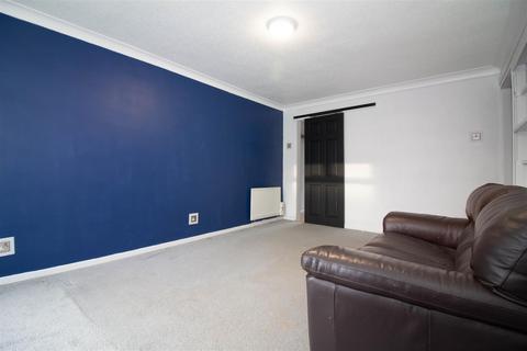 2 bedroom ground floor flat for sale, Trentham Avenue, Benton, Newcastle Upon Tyne