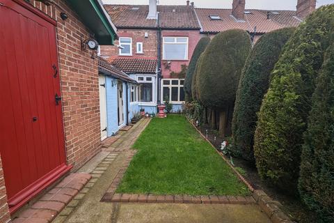 4 bedroom terraced house for sale, Beechwood Avenue, Darlington