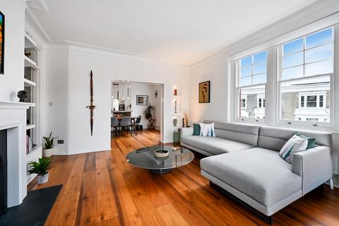 3 bedroom flat to rent, Challoner Street, W14