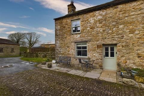 2 bedroom character property for sale, Hawes DL8