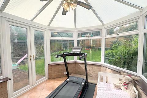1 Thorpe Close, Sutton Coldfield, B75 6SB