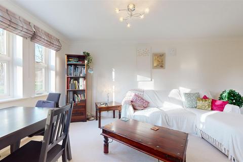 2 bedroom apartment for sale, Gyosei Gardens, Willen Park, Milton Keynes