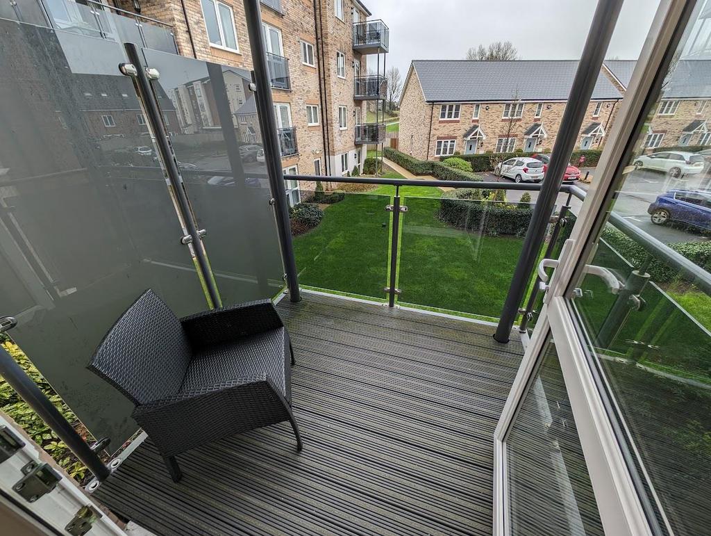 24 Trewin Lodge balcony.jpg