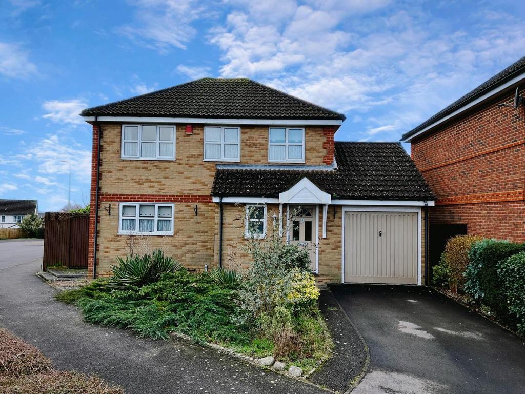 Mount View, Chain free detached home 3 bed detached house for sale £