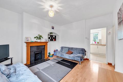2 bedroom end of terrace house for sale, Shaw Road, Bromley