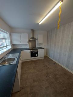 2 bedroom house to rent - Houldsworth Drive, Fegg Hayes, Stoke-On-Trent