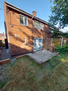 2 bedroom house to rent - Houldsworth Drive, Fegg Hayes, Stoke-On-Trent