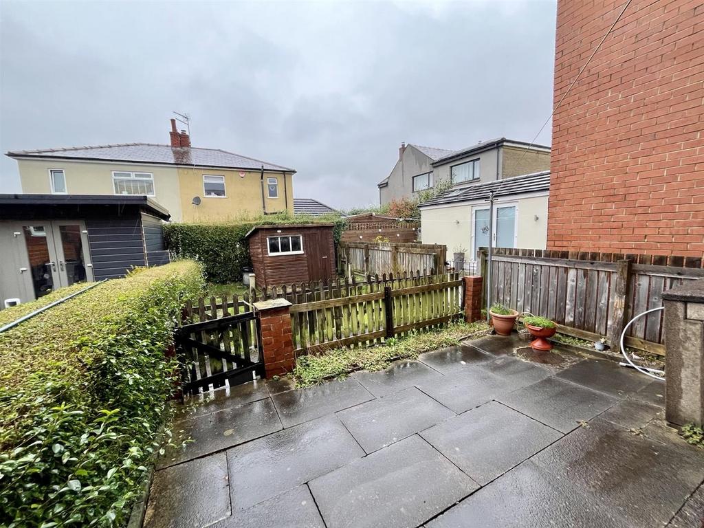 Bramleys Estate Agents - Halifax - Elland - Exley