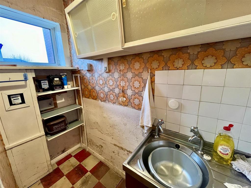 Bramleys Estate Agents - Halifax - Elland - Exley