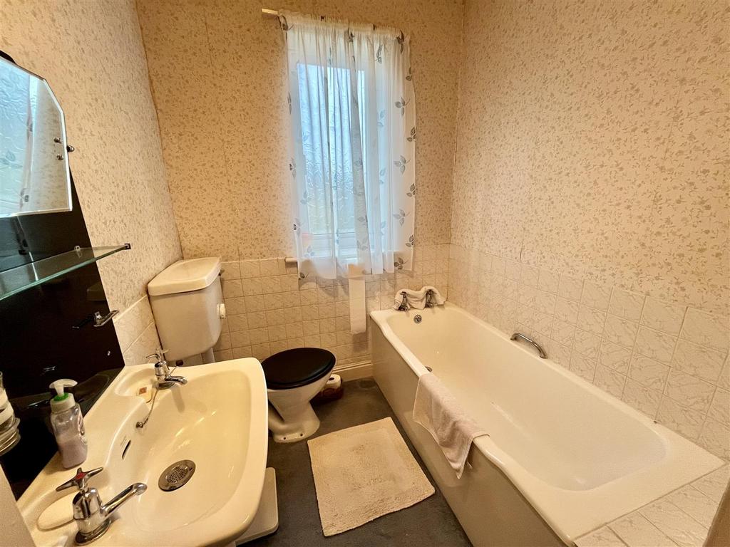 Bramleys Estate Agents - Halifax - Elland - Exley