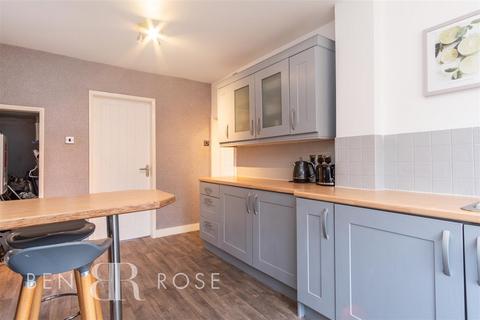 30 Earnshaw Drive, Leyland, PR25 1GS