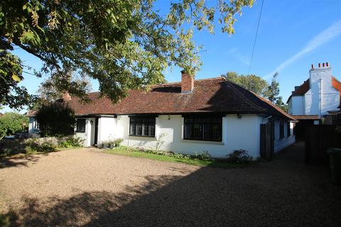 3 bedroom semi-detached bungalow for sale, LODGE ROAD, FETCHAM, KT22