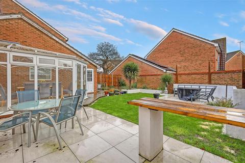 4 bedroom detached house for sale, Harvest Way, Heybridge, Maldon