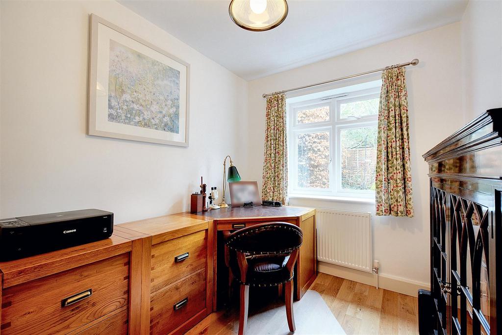 Bedroom 4/Study