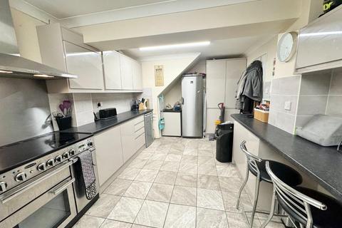 4 bedroom house for sale, Chillerton, Netley Abbey, Southampton