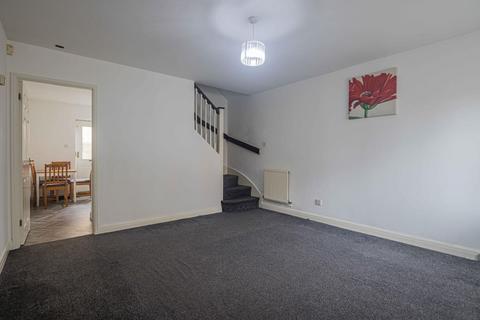 2 bedroom terraced house to rent, Kestell Drive, Cardiff Bay