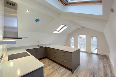 2 bedroom apartment for sale - Prince Street, Earls Barton, Northamptonshire NN6