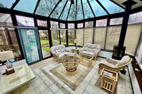 4 bedroom detached house for sale, Cairns Close, Barrowford