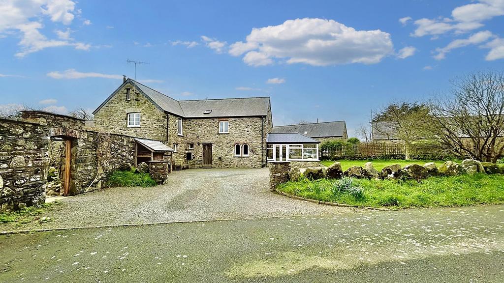 Letterston, Haverfordwest 2 bed semidetached house for sale £280,000