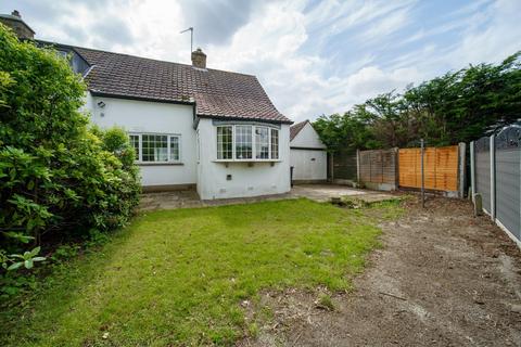 2 bedroom semi-detached bungalow for sale, Beechwood Close, Leeds LS18