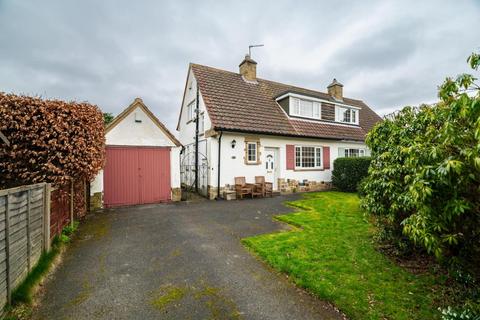 2 bedroom semi-detached bungalow for sale, Beechwood Close, Leeds LS18