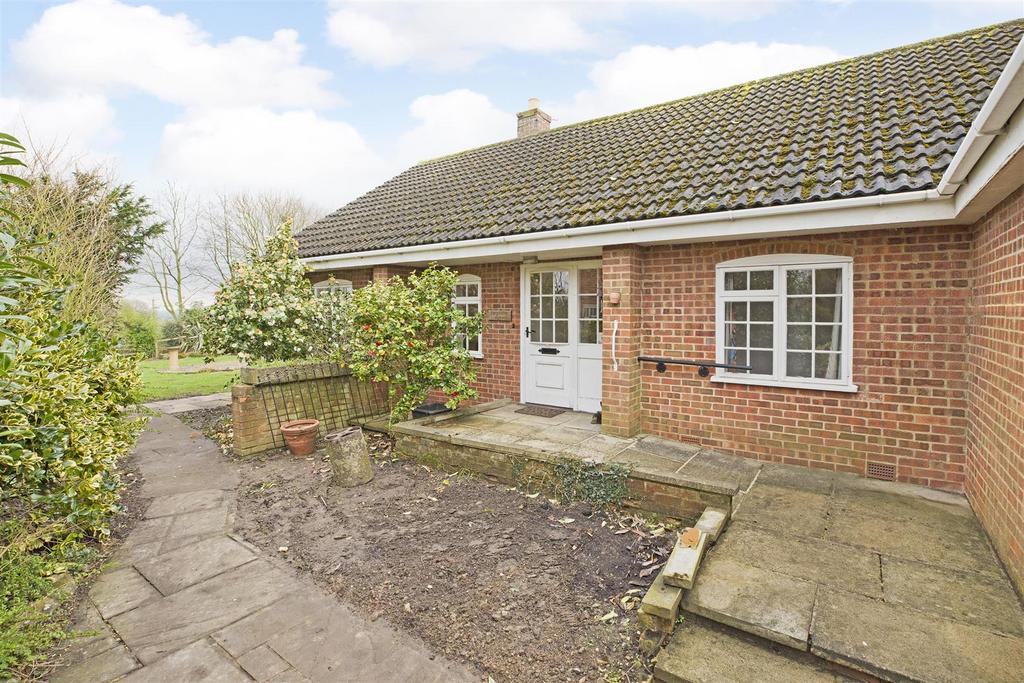 Marton Court, Marton Cum Grafton, York 3 bed bungalow for sale £495,000