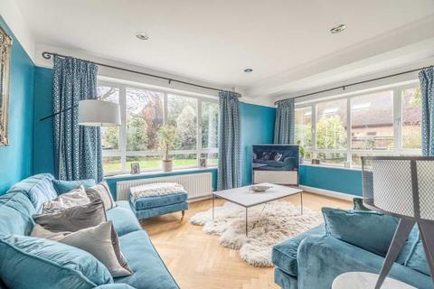 Purton Cottage Parsonage Lane, Farnham Common, Slough, SL2 3NX