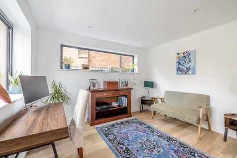 Purton Cottage Parsonage Lane, Farnham Common, Slough, SL2 3NX
