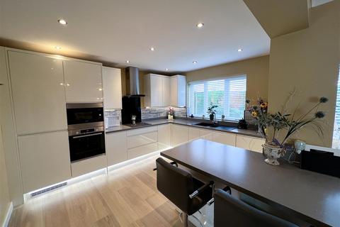 2 Cleadon Meadows, Cleadon, Sunderland, SR6 7PH