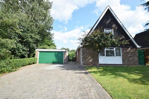 3 bedroom detached house for sale, Thornhill Road, The Mount, Shrewsbury