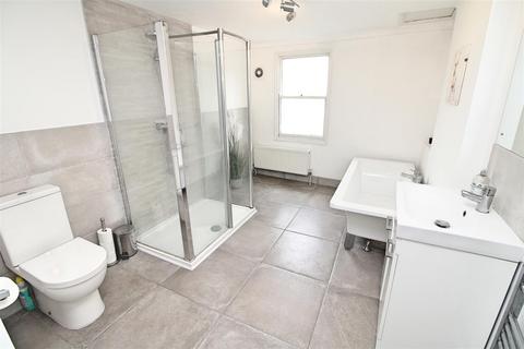 3 bedroom apartment for sale, York Road, Hove