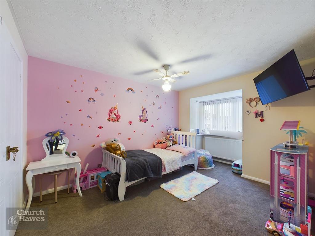 CAM03135 G0-PR0062-STILL016.jpg