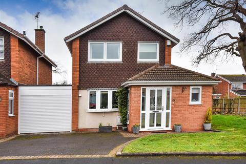 10 Ashley Gardens, Codsall, Wolverhampton, WV8 1AX