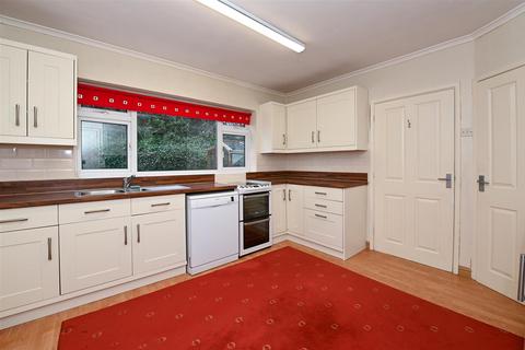 3 bedroom detached house for sale, Nursery Grove, Kidderminster