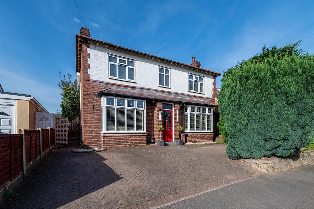 Wolverley Road, Kidderminster 3 bed detached house for sale £385,000