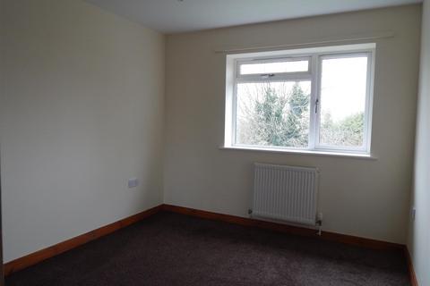 2 bedroom flat to rent, Bromsgrove Road, Redditch