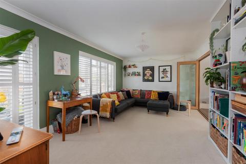 4 bedroom detached house for sale, Valley Road, Henley-On-Thames RG9