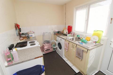22 Downland, Two Mile Ash, Milton Keynes, MK8 8AS