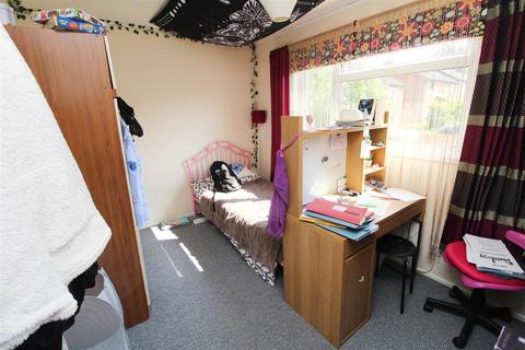 22 Downland, Two Mile Ash, Milton Keynes, MK8 8AS