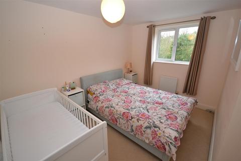 3 bedroom end of terrace house for sale, Queens Drive, Moreton, Dorchester