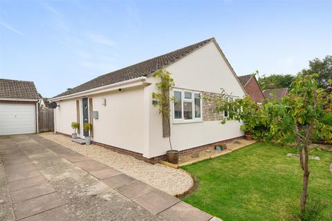 7 Briars End, Crossways, Dorchester, DT2 8UD