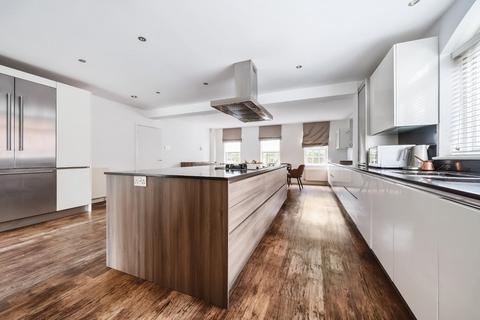 5 bedroom house for sale, Marsh Lane, Mill Hill, London