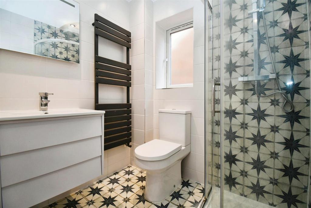 En suite shower room