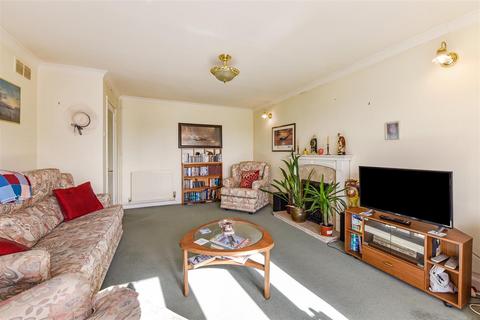 2 bedroom flat for sale, Tadburn Road, Romsey, Hampshire